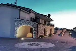 Studio Apartment "Brigita",free parking, Rijeka