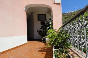 Rifugio a Chiaia by Caseaponza it Apartments, Ponza Village