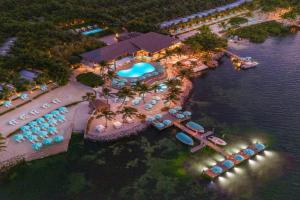 Bungalows - All Inclusive Hotel, Key Largo