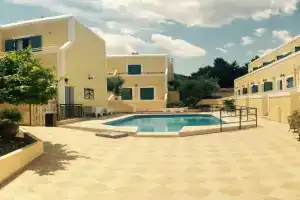 Esperides Maisonettes Apartments, Agia Marina