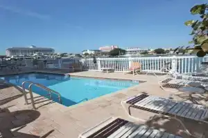 204 Bay Harbor Guest house, Clearwater Beach