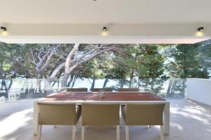 Chiponsky One - 5 star beachfront property Apartments, Bol