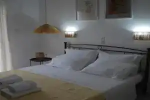 Sunset Rooms, Agia Marina