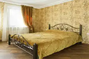 APARTMENT IN DERIBASOVSKAY STREET 20, Odessa