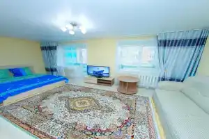 Apart on Slavskogo 14, Ust'-Kamenogorsk
