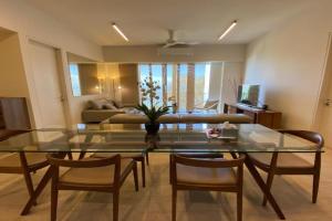 By The Sea@ Cozy Beachfront Home (Batu Ferringhi). Apartments, Batu Ferringhi