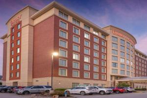 Drury Plaza Hotel East, Columbia