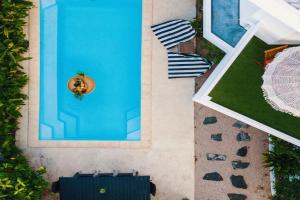 Coco Beach II - Seaside Home , Pool , Beach at 200 meters Apartments, Pointe aux Canonniers
