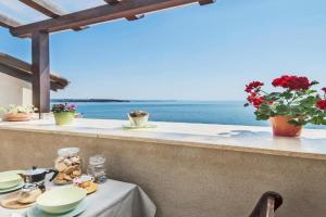 Cozy Apartment In With Wifi, Novigrad