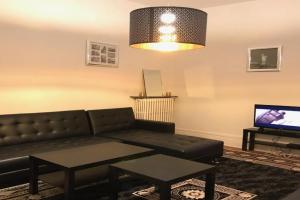 Luxury Suite Lilas 1 Apartments, Dijon