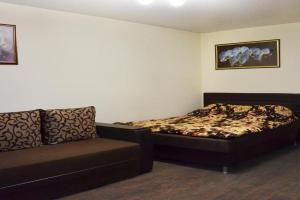 NE OTKLYuChAYuT SVET Apartamenti po prospektu Polya 115, Dnipropetrovsk