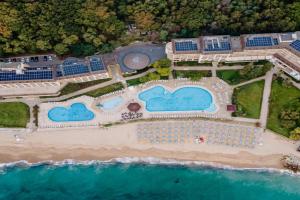 HVD Riviera Beach Ultra All Inclusive & Mineral Pool - Private Beach & Free Parking Hotel, Golden Sands