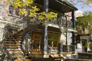 A La Carte Bed & Breakfast Mini-hotel, Laval