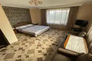 Guest House Eles, Karakol