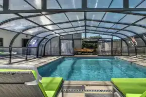 Grande maison moderne avec piscine à, proche du centre-ville et de la Loire à Vélo - FR-1-381-231 Guest house, Tours