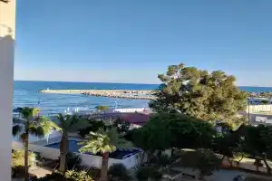 MIKIS's SeaGate Studio Aprt., Larnaka