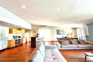 Appartement vue mer Christophe Colomb 140m2 Apartments, Calvi