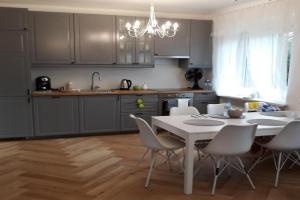 2 Bedroom City Center Apartment, Katowice
