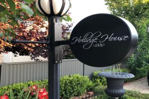 Hollidge House 5 Star Luxury Apartments, Adelaide