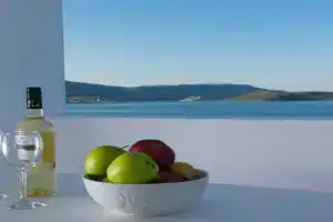 Markakis Apartments, Elounda