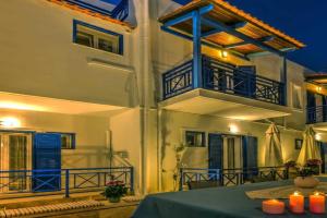 Blue Petal Apartment, Relaxed Heraklion Stay, Amoudara