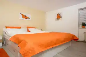 Roze Apartment, Zagreb