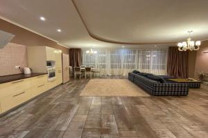 Apartment on Klovsky Uzviz, Kiev