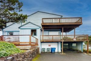 Blue Pacifica Guest house, Newport