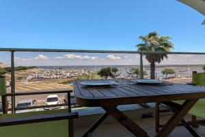 T2 cabine 35m2 au port d'Arcachon avec balcon et parking sécurisé - FR-1-420-28 Apartments, Arcachon