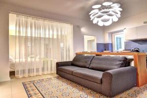 Moon Stone (Valletta) Apartments, Sliema