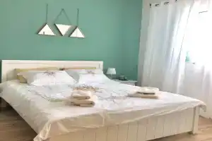 2 Bedrooms Apartment " Marcheliz " in Bat-yam, Bat Yam