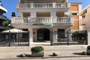 Apartments Grifone Lux, Igalo