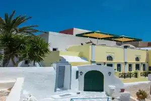 Christos Apartments, Oia