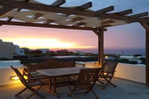 Ianthe Apartments & Villa, Oia
