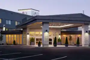 Doubletree By Hilton Montreal Airport Hotel, Dorval