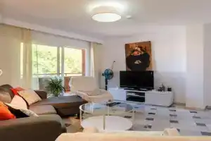 Apartamento con parking gratuito, Malaga
