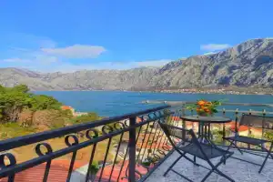 Apartment Mirjana, Prcanj