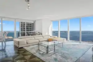 Icon Brickell Residences Apart-hotel, Miami