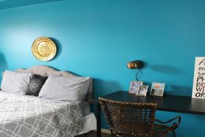 Artist in the Barn Apartments, Philadelphia