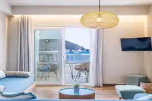 Sunrise Village Hotel Apartments, Skopelos Town