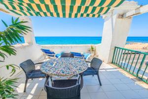 LITORAL COSTA DORADA - TALLATS vista mar Apartments, Cambrils