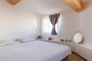 Alpinias Bed and Breakfast Mini-hotel, Marseille