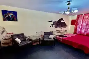 Apartment near train station and close to city center, Kiev
