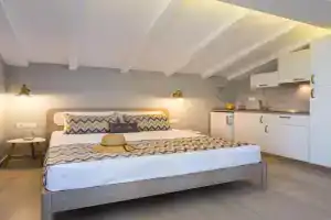 GiRene Apartments, Limenaria
