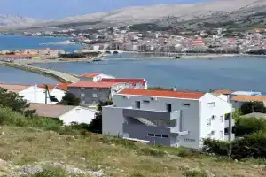 Apartments with a parking space - 6433, Pag