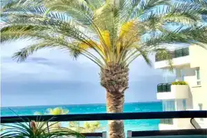 MI CAPRICHO BEACHFRONT- P301 Apartment with sea view, Mijas Costa