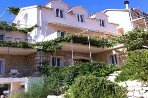 Apartments with a parking space, Hvar - 15483, Ivan Dolac