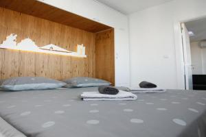 White Lux apartment, Belgrade