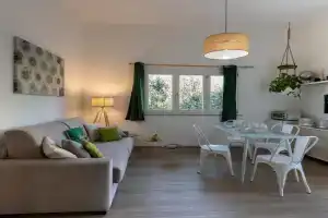 My Home Apartments, Sorrento