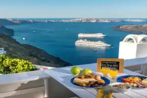 Blue Dolphins Apartments, Imerovigli